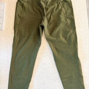 Beyond Yoga Olive Green Leggings with Pockets
